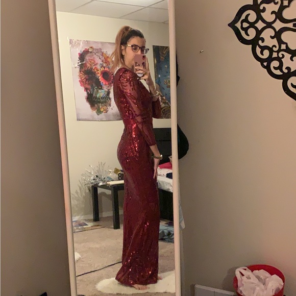 Red formal dress/gown worn once - Picture 4 of 4